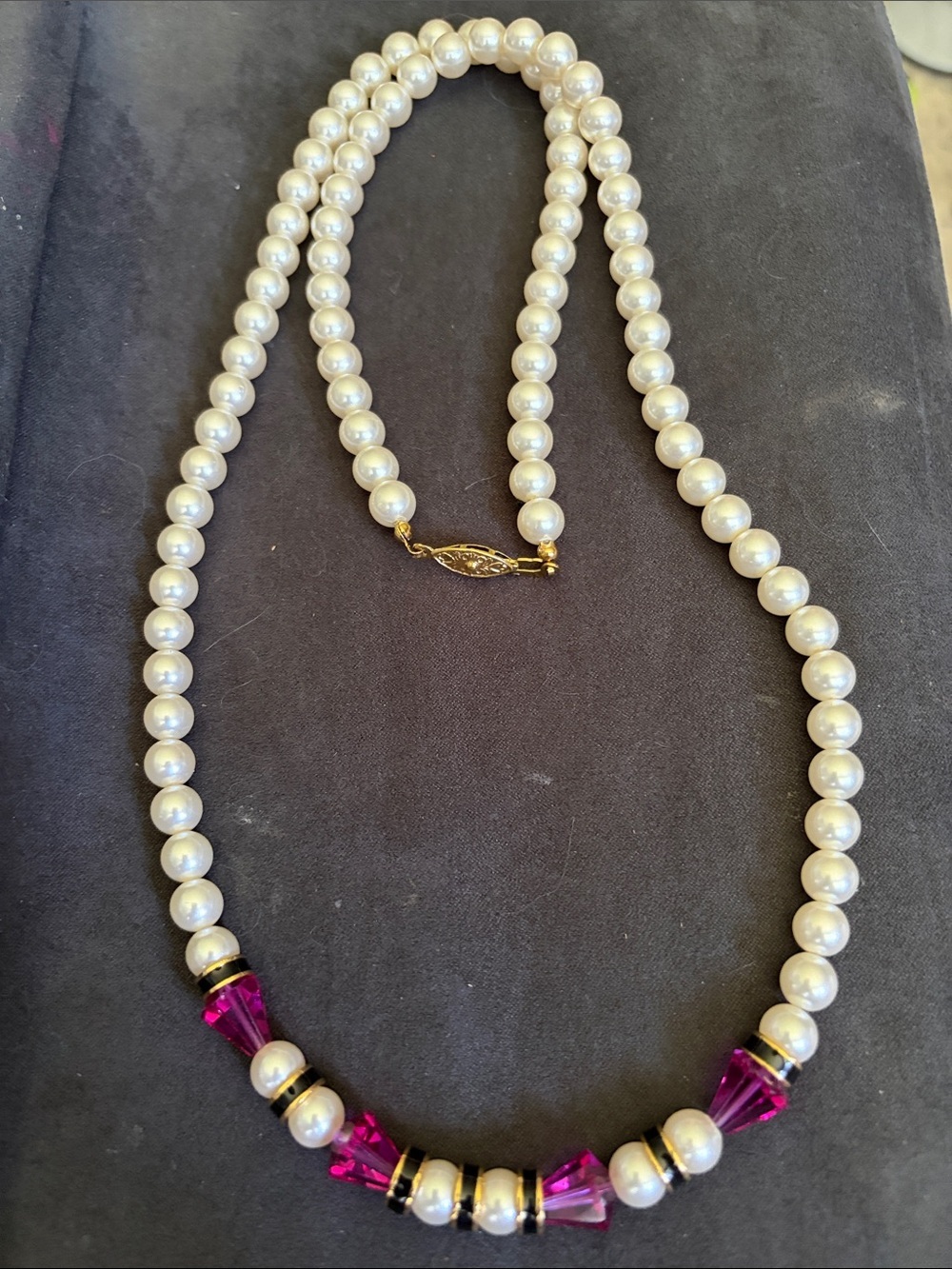 Vintage Pearl and Fuchsia Crystal Necklace - Elegant Women's Jewelry
